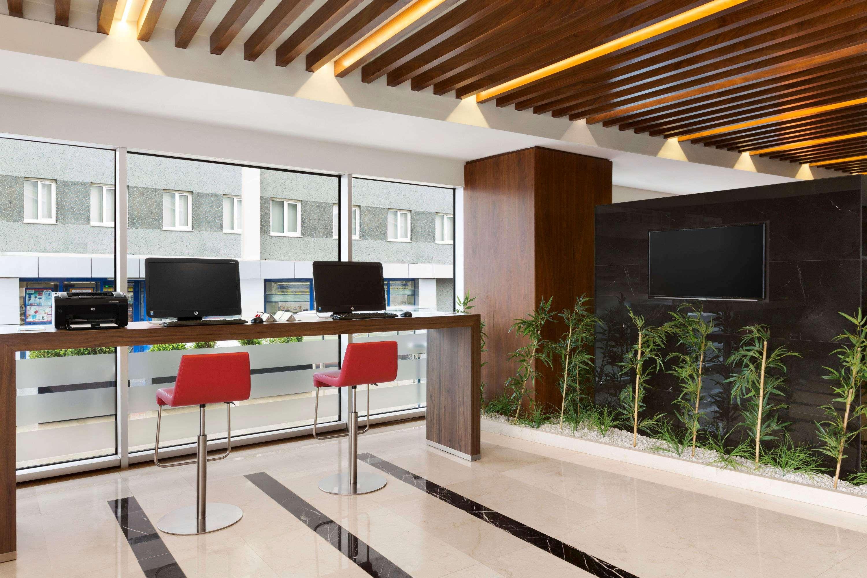 Ramada Encore Istanbul Kartal Kültér fotó