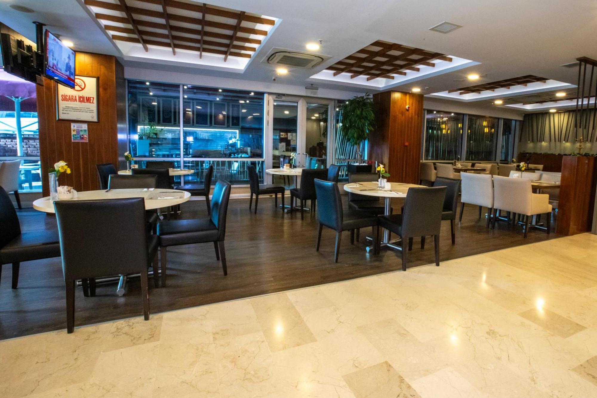 Ramada Encore Istanbul Kartal Kültér fotó