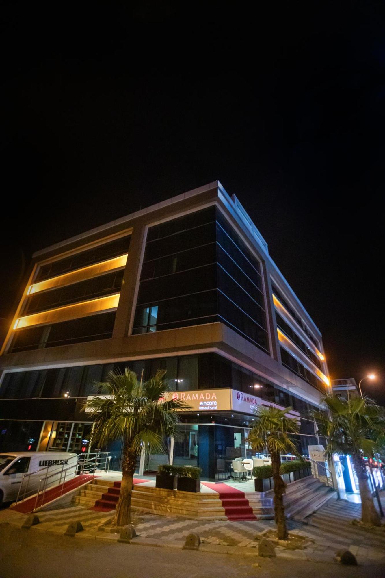 Ramada Encore Istanbul Kartal Kültér fotó