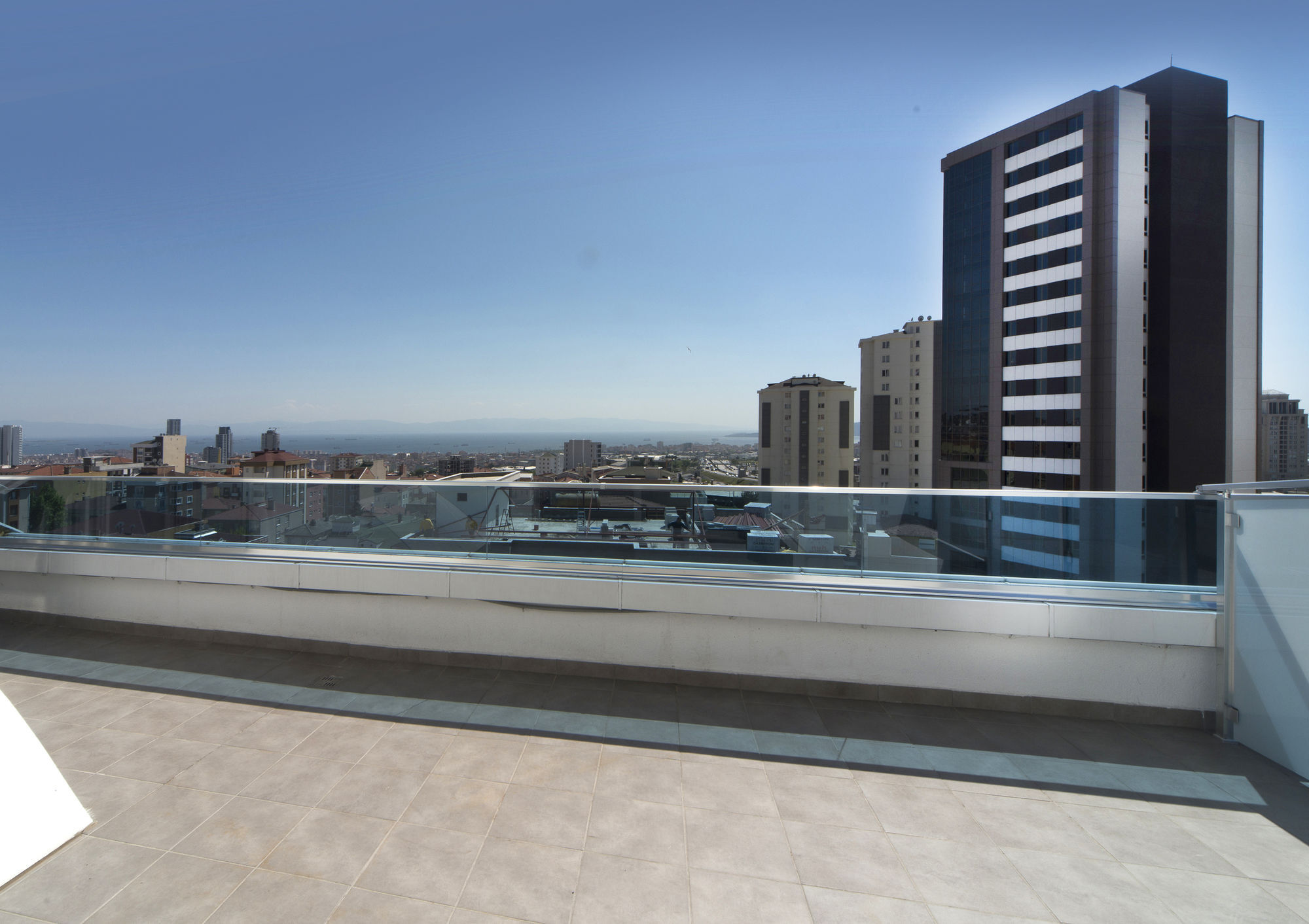 Ramada Encore Istanbul Kartal Kültér fotó